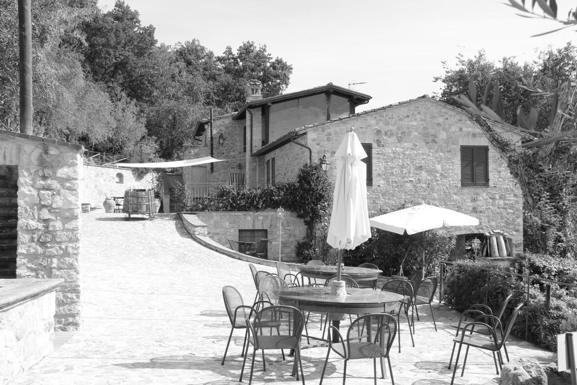 Villa Il renaiolo à Spello Extérieur photo