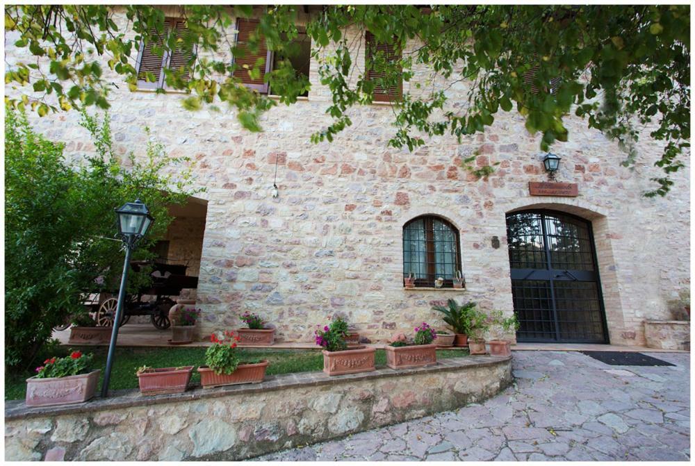Villa Il renaiolo à Spello Extérieur photo