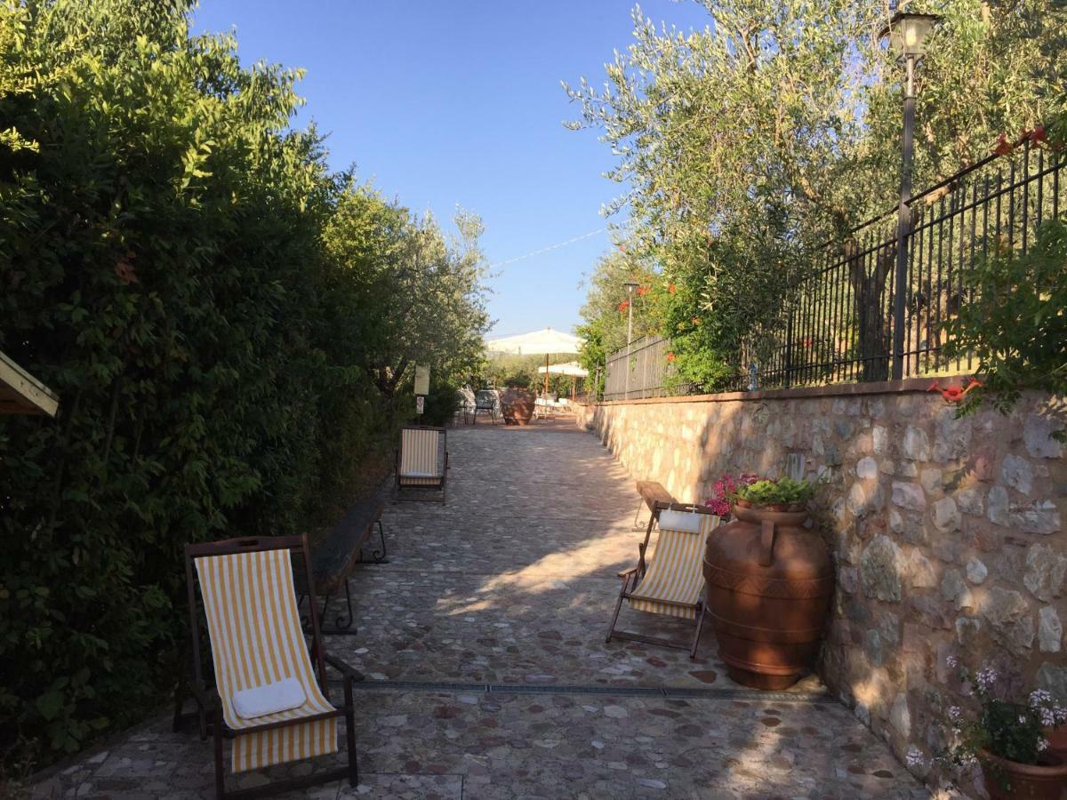 Villa Il renaiolo à Spello Extérieur photo